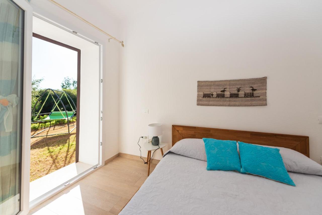 B&B Bithia Chia Extérieur photo